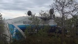 Ρωσία: Σώθηκαν όλοι οι επιβάτες του αεροσκάφους που έπεσε - Για «θαύμα» μιλούν οι Αρχές