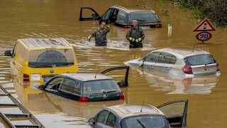 Πλημμύρες στη Γερμανία: Οι αρχές φοβούνται την έξαρση κρουσμάτων στις  πληγείσες περιοχές