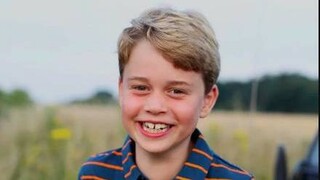 Ο πρίγκιπας Τζορτζ της Αγγλίας γίνεται σήμερα 8 ετών