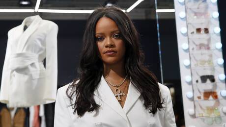 Rihanna: Η πιο πλούσια γυναίκα καλλιτέχνης σύμφωνα με το Forbes - 1.7 δισ. η περιουσία της