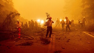 Καλιφόρνια: Μαίνεται μια από τις μεγαλύτερες πυρκαγιές στην ιστορία της πολιτείας