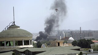 Έκρυθμη η κατάσταση στο Αφγανιστάν: Εκρήξεις στην Καμπούλ, οι Ταλιμπάν κατέλαβαν το προεδρικό μέγαρο