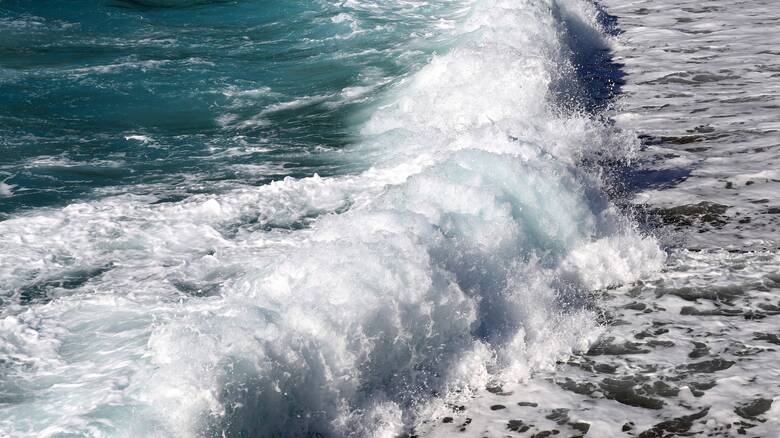 Κρήτη: Δεν τα κατάφερε ο 10χρονος που παρασύρθηκε από τα κύματα - Υπέκυψε στο ΠΑΓΝΗ