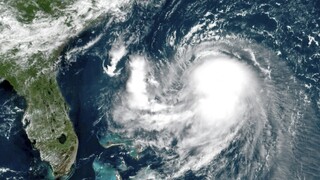 ΗΠΑ: Συναγερμός για την «άφιξη» της τροπικής καταιγίδας Χένρι