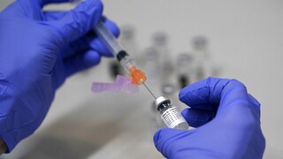 Κορωνοϊός - Γιαμαρέλλου: Κινδυνεύουν και οι εμβολιασμένοι, ωστόσο νοσούν ήπια
