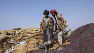 Υεμένη: Eπιδρομές των Χούθι κατά στρατιωτικής βάσης - Δεκάδες νεκροί και τραυματίες