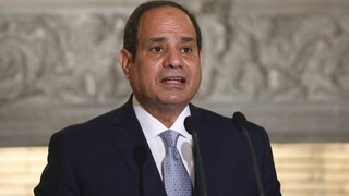 Συναντήθηκε μετά από τέσσερα χρόνια ο Αιγύπτιος πρόεδρος με τον εμίρη του Κατάρ