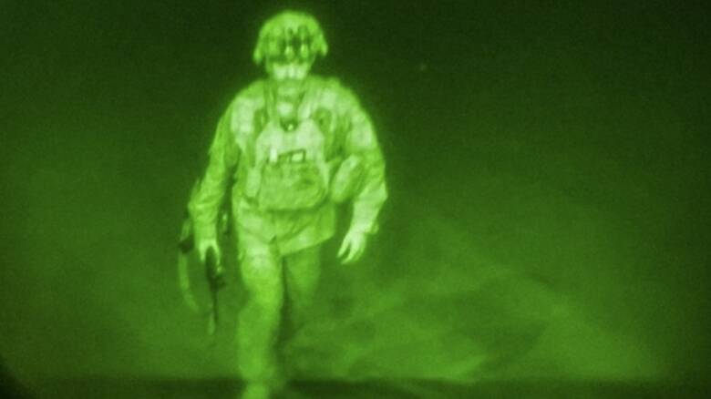 Ο τελευταίος Αμερικανός στρατιώτης στο Αφγανιστάν έβαλε τέλος στο μακροβιότερο πόλεμο των ΗΠΑ
