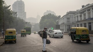 Μελέτη: Η ατμοσφαιρική ρύπανση μειώνει τη ζωή των Ινδών έως και εννέα χρόνια