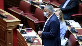 Κόντρα για την επικουρική ασφάλιση στη Βουλή - Ονομαστική ψηφοφορία ζήτησαν ΣΥΡΙΖΑ-ΚΙΝΑΛ- ΚΚΕ