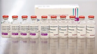 EMA: Στις πιθανές παρενέργειες του εμβολίου AstraZeneca το εξαιρετικά σπάνιο σύνδρομο Guillain-Barré