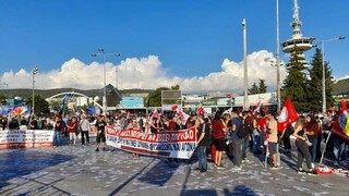 ΔΕΘ 2021: Συλλαλητήριο του ΠΑΜΕ στη νότια πύλη - Παρών ο Κουτσούμπας