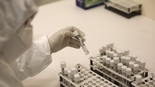 Κορωνοϊός: Γιατί το τεστ αντισωμάτων δεν συνιστά αποδεικτικό ανάγκης για τρίτη δόση εμβολίου
