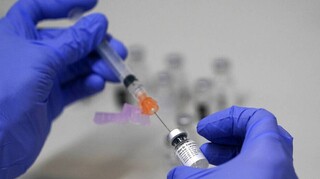 Γαλλία: Περίπου 3.000 υγειονομικοί βγήκαν σε αναστολή επειδή δεν είχαν κάνει το εμβόλιο