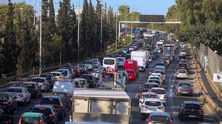EuroMed9: Απροσπέλαστο το κέντρο της Αθήνας - Στο «κόκκινο» η κίνηση