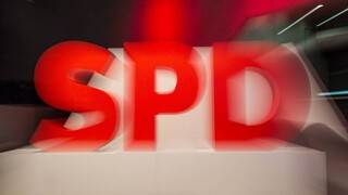 Γερμανία: Το Σοσιαλδημοκρατικό Κόμμα εξακολουθεί να προηγείται στις δημοσκοπήσεις