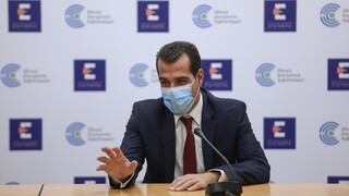 Πλεύρης: Αδιάβαστος ο Τσίπρας για τα θέματα του υπουργείου Υγείας
