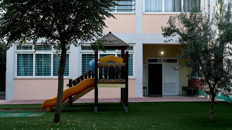 Κορονοϊός - σχολεία: Στη Θεσσαλονίκη το πρώτο τμήμα που κλείνει - Αναστολή καθηκόντων σε δάσκαλο