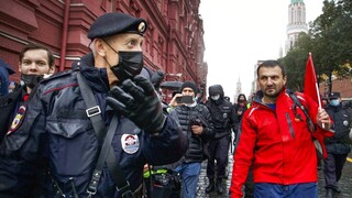 Ρωσία: Μεγάλες διαδηλώσεις στη Μόσχα για τα αποτελέσματα των βουλευτικών εκλογών