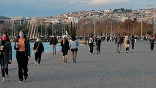 Κυβερνητικές πηγές για Θεσσαλονίκη: «Καμία συζήτηση για μίνι lockdown» - Πιθανά τοπικά μέτρα