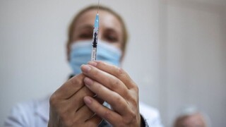 Τρίτη δόση εμβολίου: Ανοίγει σήμερα η πλατφόρμα για τα ραντεβού