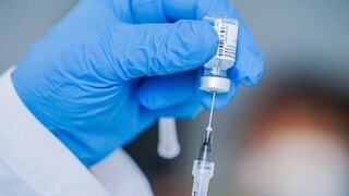 Πόσο σημαντική είναι η μείωση της ανοσίας μετά τον εμβολιασμό για την COVID-19