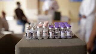 Κορωνοϊός: Η αποτελεσματικότητα των εμβολίων έναντι της Δέλτα εξασθενεί μετά το τρίμηνο