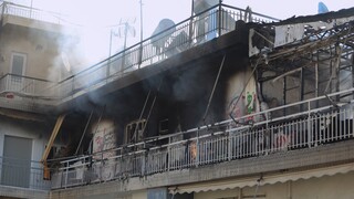 Φωτιά σε διαμέρισμα στο κέντρο της Αθήνας - Επί ποδός η Πυροσβεστική