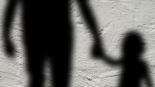 Ραγδαίες εξελίξεις για τον βιασμό της 8χρονης στη Ρόδο: Κατέθεσε ο παππούς της οικογένειας