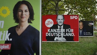 Γερμανία: Ενέκριναν και επίσημα οι Πράσινοι τις διαπραγματεύσεις για συνασπισμό «Φανάρι»