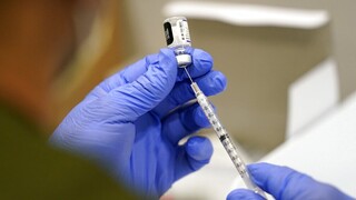 Κορωνοϊός: Νέο εμβόλιο ειδικό για τη μετάλλαξη Δέλτα ετοιμάζουν επιστήμονες της Οξφόρδης