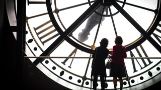 Αλλαγή ώρας 2021: Τα ξημερώματα της Κυριακής γυρίζουν τα ρολόγια μια ώρα πίσω