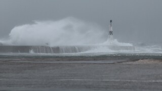 Στο Νότιο Ιόνιο ο μεσογειακός κυκλώνας «Νέαρχος» - Δεν θα επηρεάσει σημαντικά τη χώρα μας