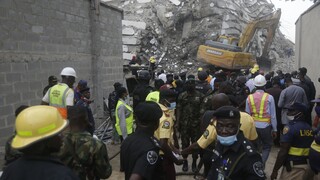 Νιγηρία: Στους έξι οι νεκροί από την κατάρρευση ουρανοξύστη - Αγνοούνται ακόμη εκατό εργαζόμενοι