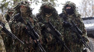 Κίνδυνος νέου πολέμου στη Βοσνία καθώς εκπνέει η επιτήρηση της EuFor - Ετοιμάζει στρατό ο Ντόντικ;