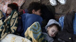 Οικονόμου: Ο ΣΥΡΙΖΑ αντιγράφει πρακτικές ακροδεξιάς για τα ασυνόδευτα προσφυγόπουλα