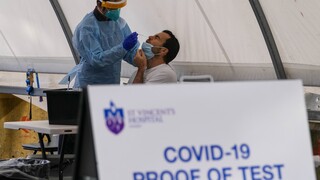 Αυστραλία: Οι ανεμβολίαστοι κατά της Covid-19 κινδυνεύουν 16 φορές περισσότερο με θάνατο