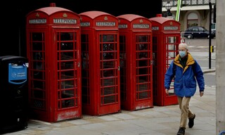 Πρόγραμμα «διάσωσης» χιλιάδων κόκκινων τηλεφωνικών θαλάμων στη Βρετανία