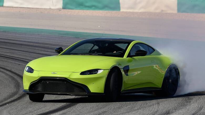 Η Aston Martin Vantage γίνεται και δωδεκακύλινδρη