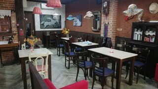 Καφενείο «η Γυνή» στη Φλώρινα: Εκεί που οι άνδρες επιτρέπονται μόνο με συνοδεία γυναίκας