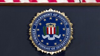 Χάκερ «τρέλαναν» το σύστημα email του FBI
