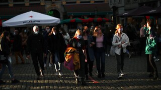 Κορωνοϊός - Βέλγιο: Επιστροφή στην τηλεργασία και μάσκες παντού
