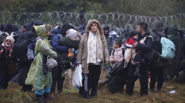 DW: Πώς αντιδρούν οι Λευκορώσοι στη συρροή προσφύγων
