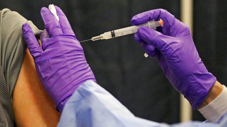ΗΠΑ - Κορωνοϊός: Σχεδόν 450 εκατομμύρια δόσεις εμβολίων έχουν χορηγηθεί στη χώρα