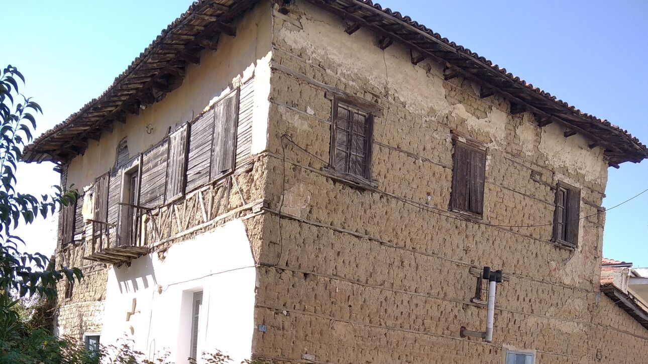Τα πλινθόκτιστα σπίτια στην Καρδίτσα - Μια αρχιτεκτονική παράδοση 8.000 ετών