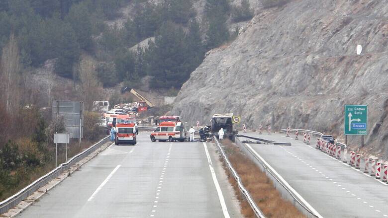 Δυστύχημα με λεωφορείο στη Βουλγαρία: Επιζών λέει ότι ο οδηγός αποκοιμήθηκε στο τιμόνι