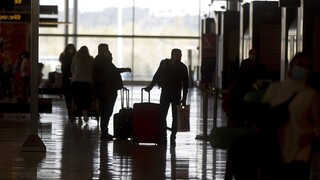 Κορωνοϊός - Ισπανία: «Κλείνει» τις πτήσεις από Νότια Αφρική και Μποτσουάνα