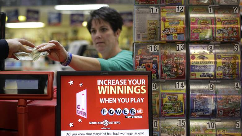 Γυναίκα κέρδισε 50.000 δολάρια σε τυχερό παιχνίδι – Για τρίτη φορά στη ζωή της