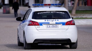 Συναγερμός στη Θεσσαλονίκη: 50χρονος μαχαίρωσε μια γυναίκα και τον γιο της