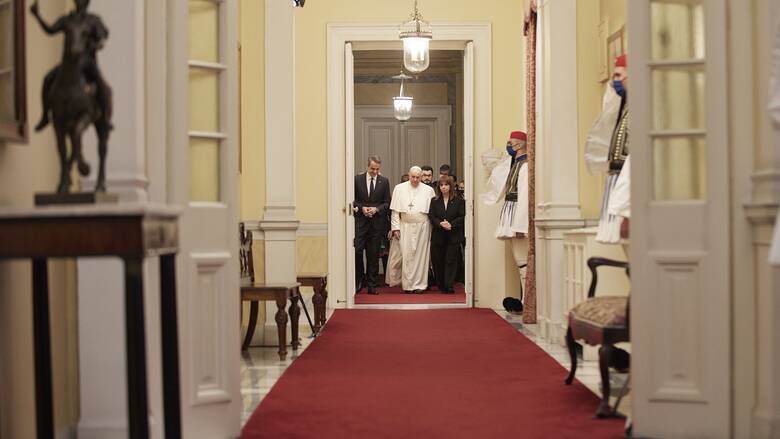 Η ιστορική επίσκεψη του Πάπα Φραγκίσκου στην Αθήνα: Οι συναντήσεις με την ηγεσία της χώρας